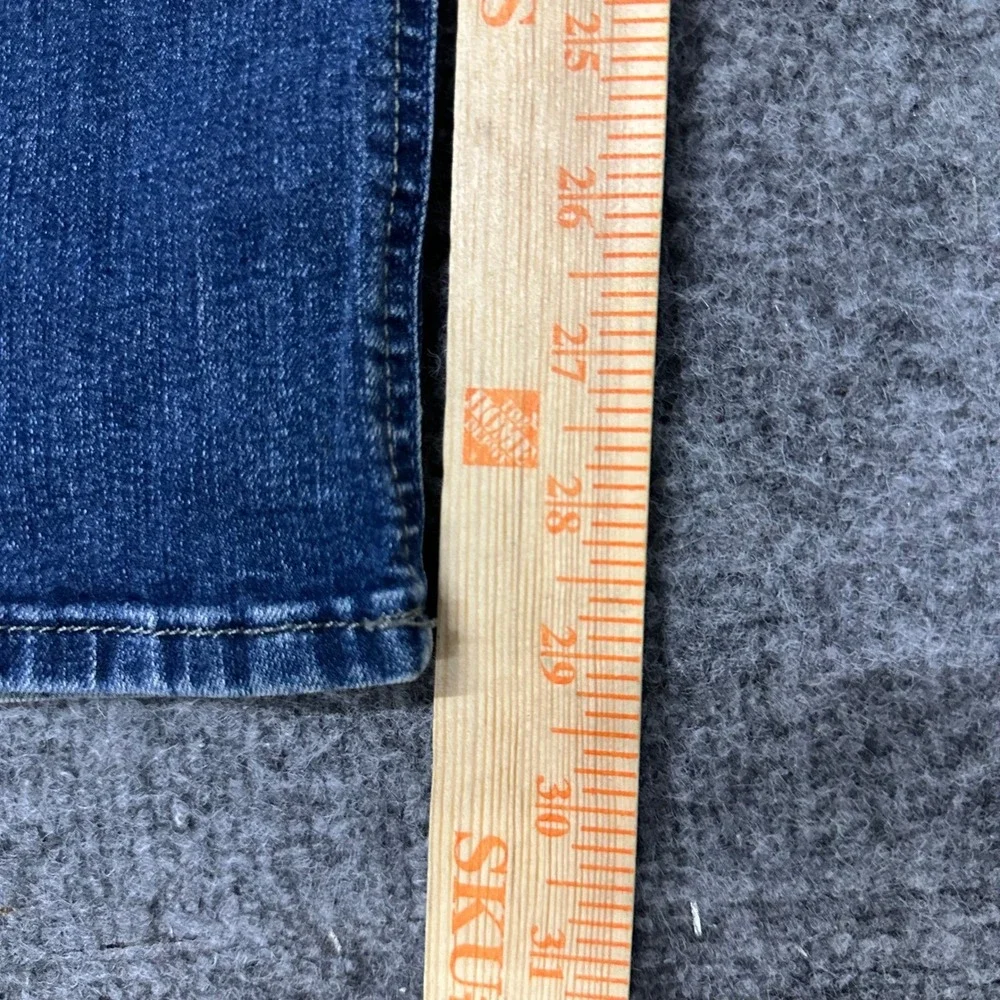 Lee Riders Jeans Womens Size 10M Blue Midrise Straight Leg Stretch Denim Casual